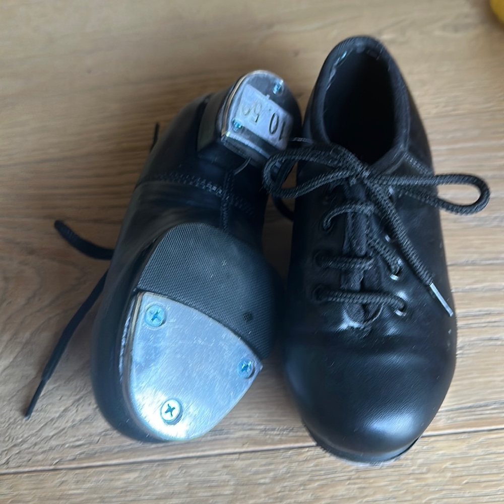 Toddler lace up tap shoes